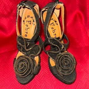 Fahrenheit 4.5” Black Denim Heel Size 6